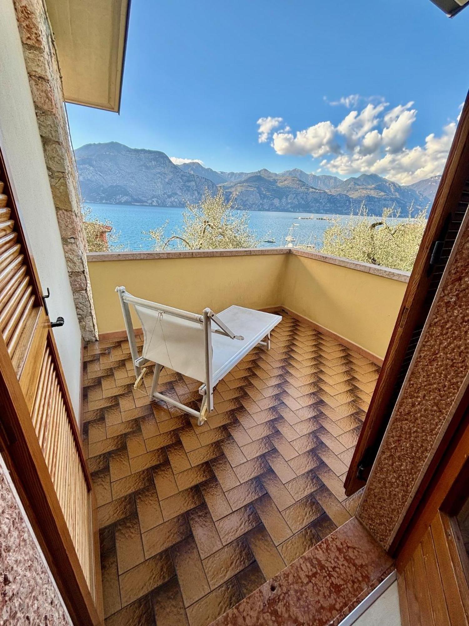 Casa Edda Apartment Brenzone sul Garda Bagian luar foto